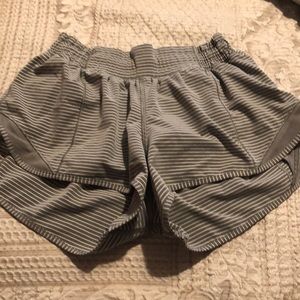 Lululemon Hotty hot shorts